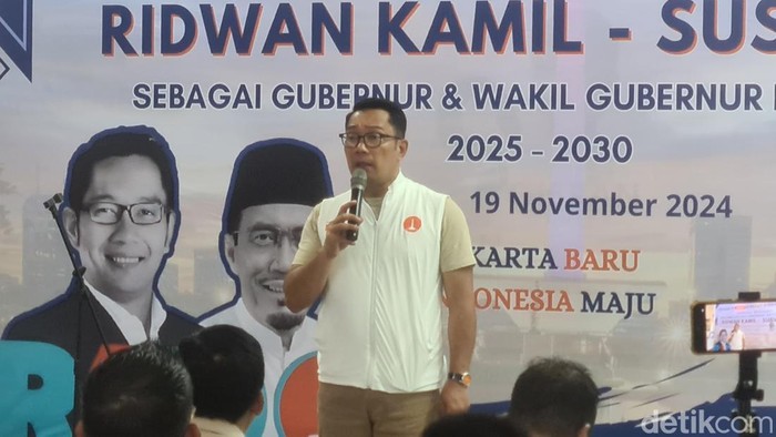 Relawan Gibran Center dukung paslon Pilkada Jakarta nomor urut 1 Ridwan Kamil-Suswono. (Joakhim Tharob/detikcom)