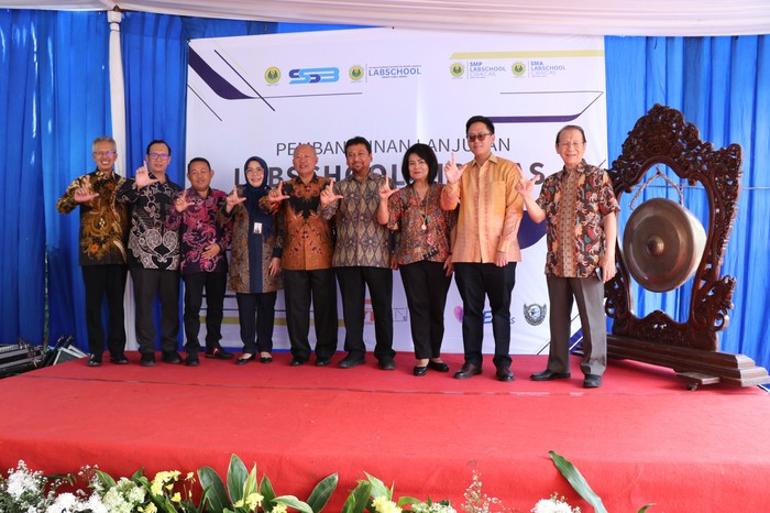 Sekolah Labschool Ciracas