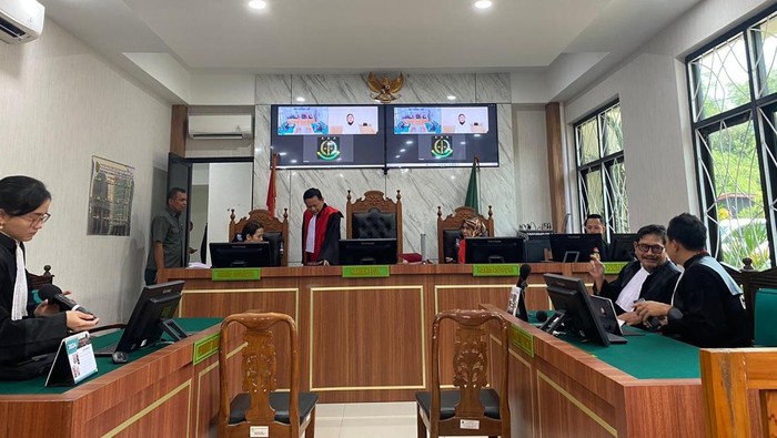 Sidang tuntutan Meita Irianty (37) alias Tata Irianty