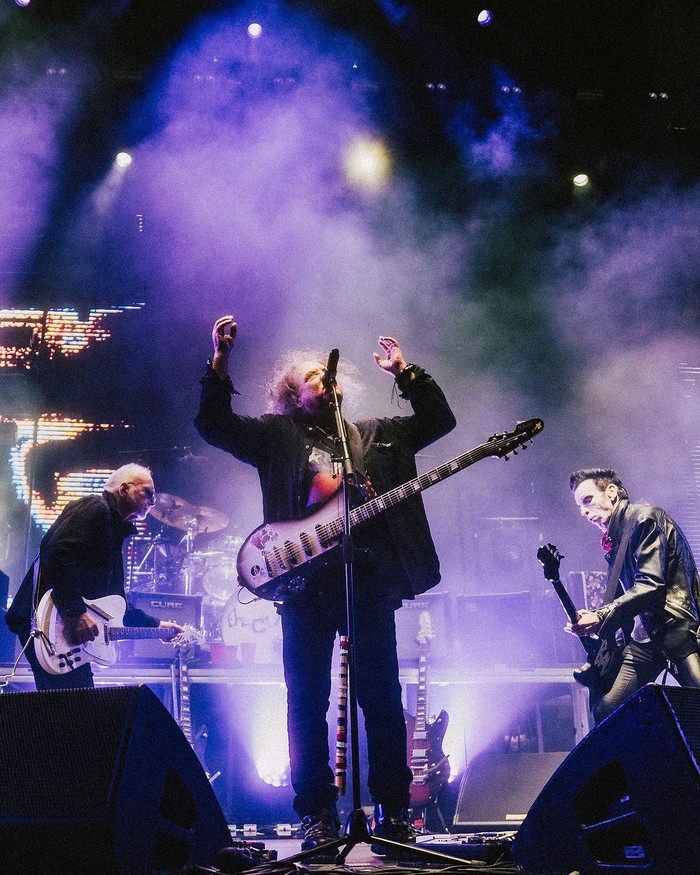 The Cure Album The Cure yang rilis tahun ini laris manis di AS.