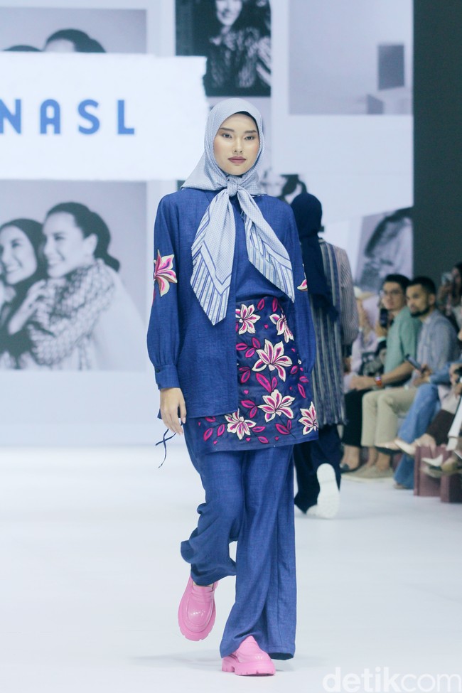 Inilah koleksi terbaru kolaborasi Zaskia Sungkar x NASL di Jakarta Fashion Week 2025, bertempat di City Hall, Pondok Indah mall 3, Jakarta Selatan, Jumat [25/10/2024]. Foto: Mohammad Abduh/detikcom.