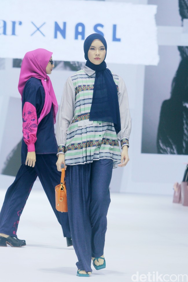 Inilah koleksi terbaru kolaborasi Zaskia Sungkar x NASL di Jakarta Fashion Week 2025, bertempat di City Hall, Pondok Indah mall 3, Jakarta Selatan, Jumat [25/10/2024]. Foto: Mohammad Abduh/detikcom.