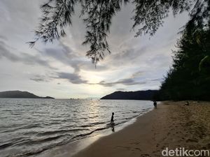 10+ Rekomendasi Tempat Liburan Tahun Baru di Sumbar, Ada Indoor-Outdoor!