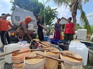 800 KK di Jombang Alami Krisis Air Gegara Pompa Pamsimas Terbakar