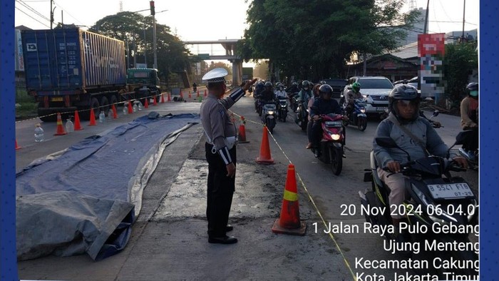 Hati-hati, Ada Perbaikan Jalan di Pulo Gebang Jaktim