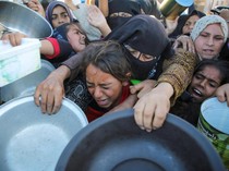Perjuangan Pahit Warga Gaza Demi Dapat Makanan