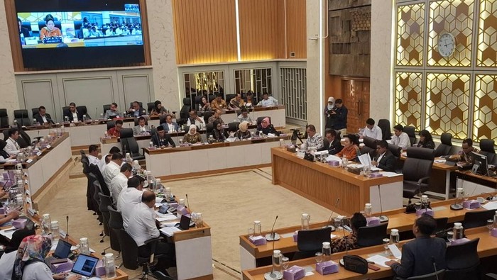 Kementerian Kelautan dan Perikanan (KKP) mengusulkan penambahan anggaran sebesar Rp 7,65 triliun pada 2025.