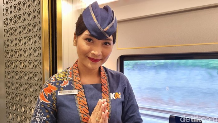 Kereta Api Compartment Suite Class Kereta Api Compartment Suite Class.