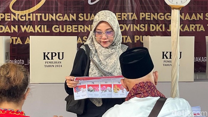 KPU Jakarta Pusat (Jakpus) menggelar simulasi pencoblosan Pilkada 2024. Begini suasananya. Foto: Rifka/detikcom