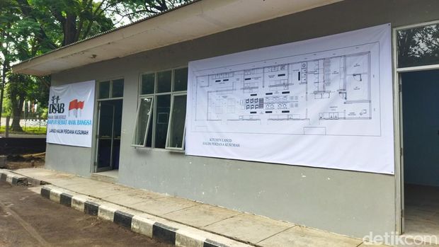 Lanud Halim Perdanakusuma menyiapkan dapur untuk mendukung program prioritas makan bergizi gratis. Dapur ini ditarget memproduksi 11 ribu porsi setiap hari. (Kurniawan F/detikcom)