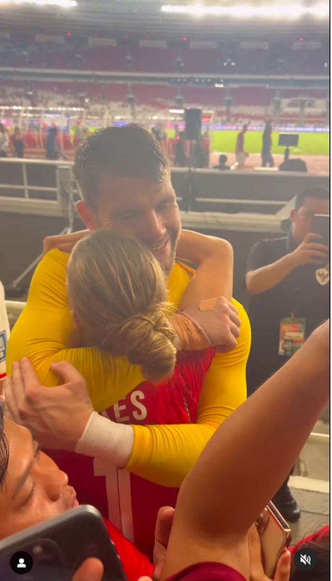 Luna pun disebut pertama kali datang ke Indonesia untuk mendukung langsung pemain FC Dallas tersebut. Dalam postingan di media sosial, Luna tampak menantikan bertemu pasangannya. Foto: TikTok Luna Bilj