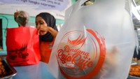 Randang tersebut dijual dengan harga mulai Rp340 ribu per kilogram. 