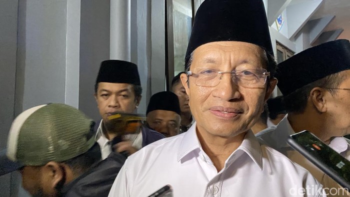 Menteri Perhubungan (Menhub) Dudy Purwagandhi meminta maaf kepada Komisi V DPR RI atas ulah salah satu jajarannya yang disebut berlaku arogan.