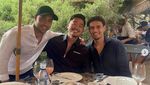 Nathan Tjoe-A-On Disuguhi Nasi Liwet di Rumah Raffi Ahmad