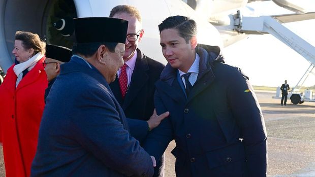Prabowo telah tiba di London, Inggris.