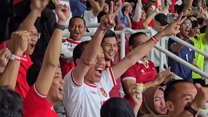 Presiden ke-7 RI, Joko Widodo (Jokowi), menyaksikan langsung pertandingan Timnas Indonesia vs Arab Saudi di Stadion GBK.