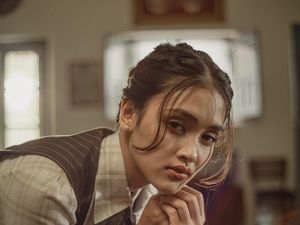 Prinsa Mandagie Kembali dengan Single dan Film Pendek Coba Jadi Aku