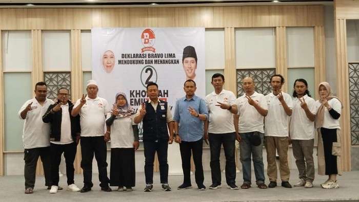 Relawan Bravo 5 dukung Khofifah-Emil