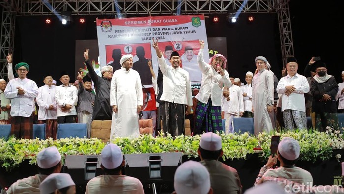 Relawan Fauzi-Imam gelar selawat