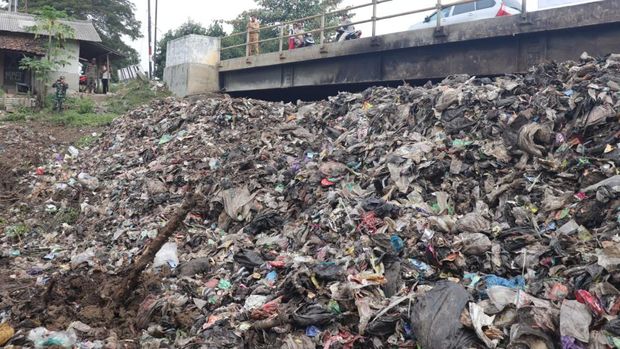 Respon cepat Pemkab Cirebon dalam menangani permasalahan sampah