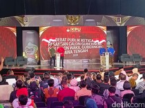 Luthfi Janjikan Sekolah Gratis-Subsidi Ongkos Anak Keluarga Miskin