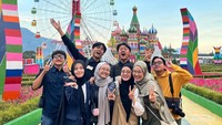 Keseruan bersama teman