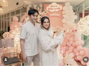 8 Foto Aqiqah Kimova Anak Kevin Aprilio, Paras Cucu Memes-Addie MS Disorot