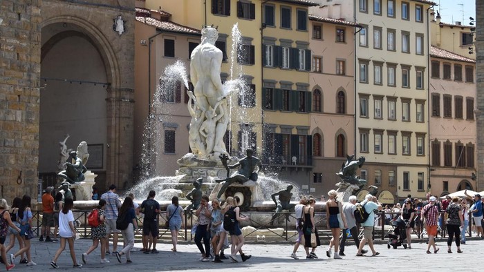 Wisatawan di Kota Florence