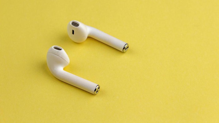 Template Earpods Berdarah Muncul Terus? Ini Dampaknya Buat yang Fobia Darah