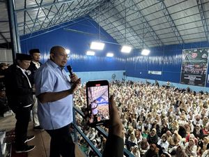 Andre Rosiade Kampanyekan Erman-Heldo, Janjikan Air Bersih dan Renovasi Pasar