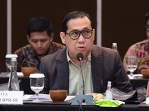 Legislator Gestur Tak Senonoh Saat Live Ngaku Tak Pernah Baca Aturan DPR