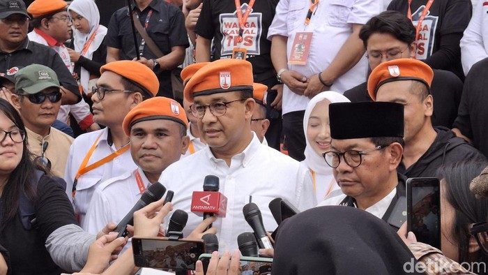Anies Baswedan dan Pramono Anung