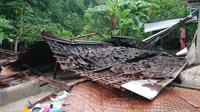 Bangunan dapur yang roboh di Lemahdadi, Bangunjiwo, Kapanewon Kasihan, Bantul, Kamis (21/11/2024).
