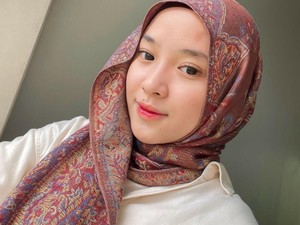 Nissa Sabyan Dikabarkan Hamil, Ayah Komar Bantah Isu Itu
