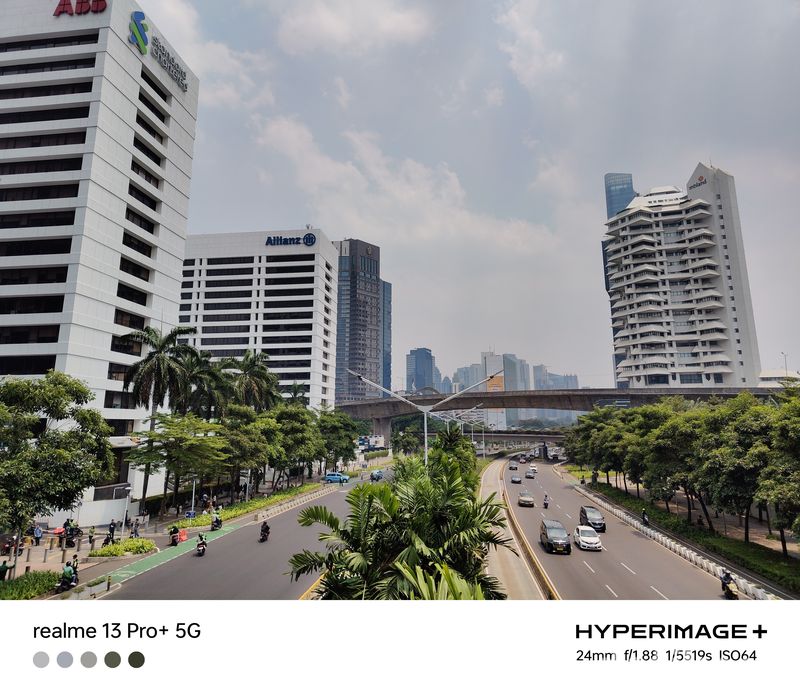 Hasil foto Realme 13 Pro+