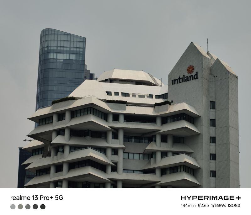 Hasil foto Realme 13 Pro+