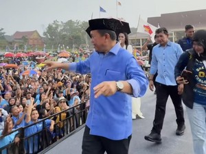 Kampanye Akbar Al Haris-Sani Diguyur Hujan, Pendukung Tetap Antusias