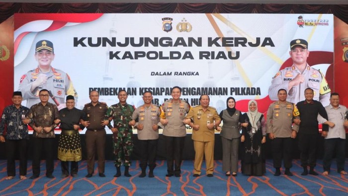 Kapolda saat kunjungan ke Rokan Hulu (Dok Humas Polres Rokan Hulu)