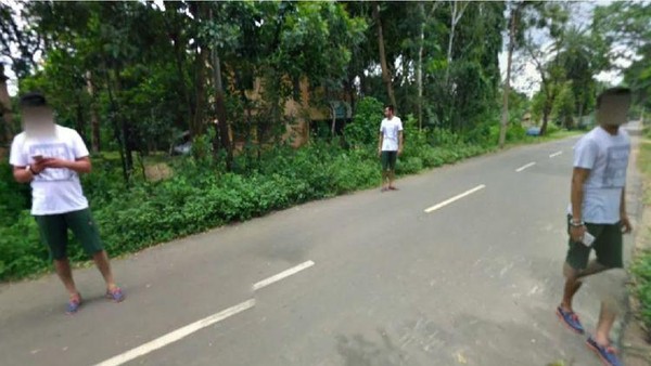 Momen Tak Terduga di Jalanan yang Terekam Google Street View