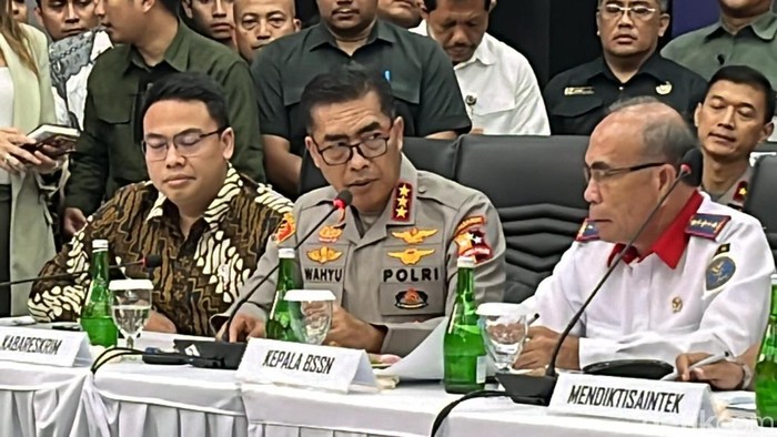 Menko Polkam hingga Kabareskrim dalam jumpa pers kasus judi oline di Bareskrim