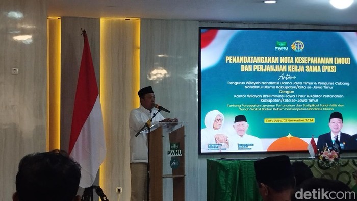 Menteri Agraria Tata Ruang/Badan Pertanahan Nasional (ATR/BPN) Nusron Wahid Kantor PWNU Jatim, Surabaya, Jawa Timur (Maulana IF/detikcom)