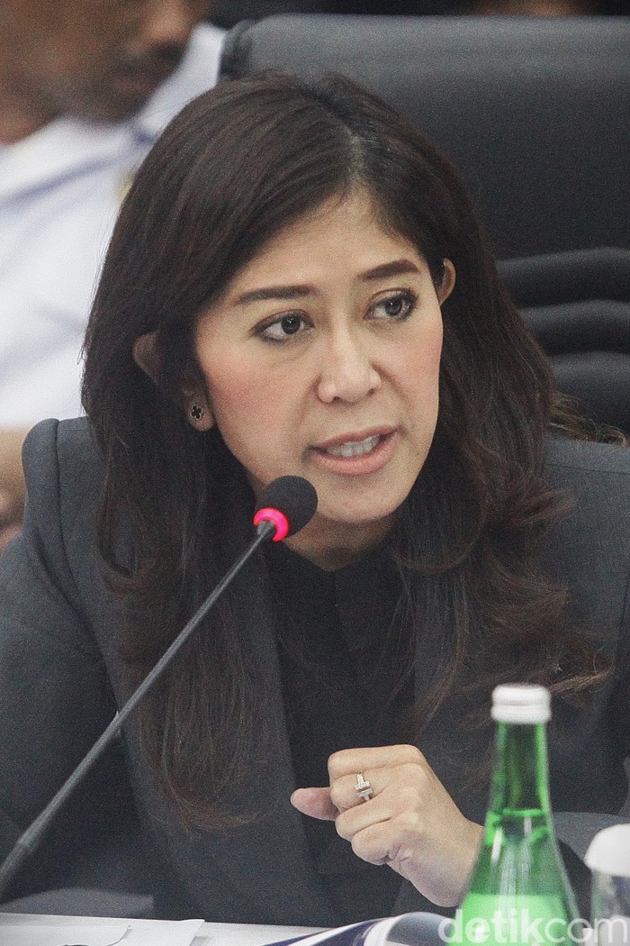 Meutya Hafid merupakan Menteri Komdigi