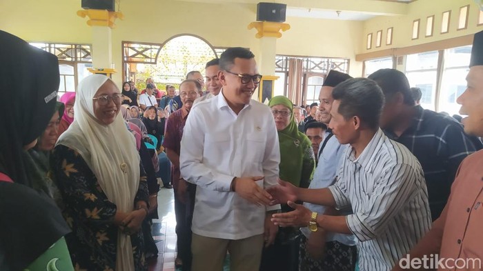 Menteri PPMI Abdul Kadir Karding di Magelang, Kamis (21/11/2024).