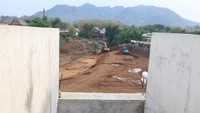 Kunjunga kerja tersebut guna memantau secara langsung perkembangan pembangunan jalan tol Kediri-Tulungagung yang dibangun melalui skema Kerjasama Pemerintah dan Badan Usaha (KPBU) Public Private Partnerships (PPP). 
