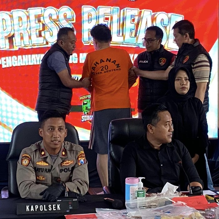 Pembunuhan di Ngaglik Surabaya