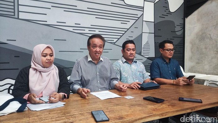 Member Superstar Fitness Tuntut Refund, atau Alat Gym Diserahkan!