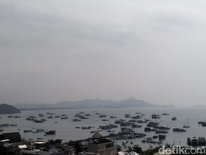 Wisatawan Wajib Waspadai Cuaca Ekstrem Saat Liburan Nataru di Labuan Bajo