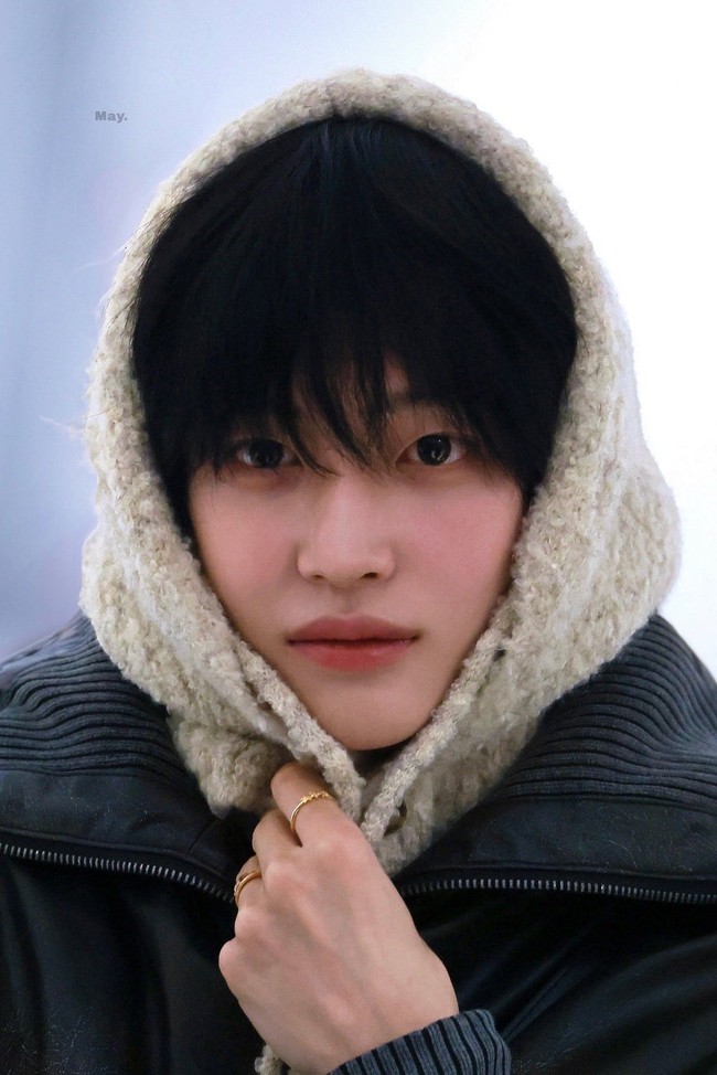 Belum lama debut, Wonbin RIIZE langsung mencuri perhatian netizen Jepang. Ia mendapat julukan “Autumn Guy” karena aura misteriusnya yang cocok dengan suasana musim gugur. Foto: Instagram