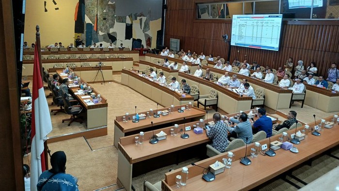 Suasana rapat dengar pendapat (RDP) bersama Komisi II DPR RI di Gedung Nusantara DPR RI, Jakarta Pusat, Kamis (21/11/2024). (Foto: Istimewa)