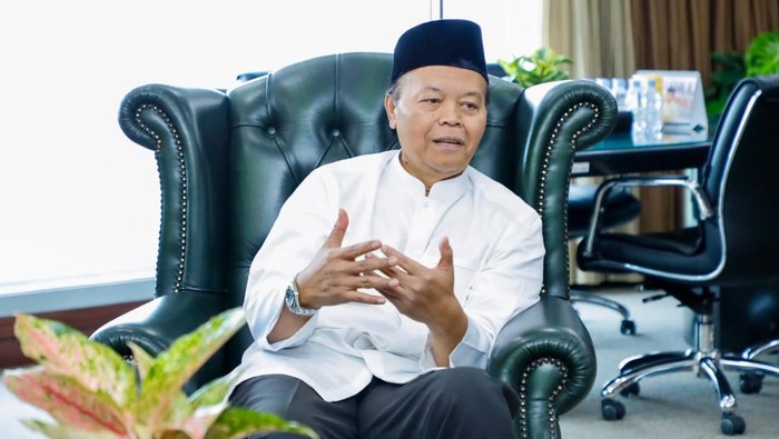 Wakil Ketua MPR RI sekaligus Anggota Komisi VIII DPR Hidayat Nur Wahid (HNW)